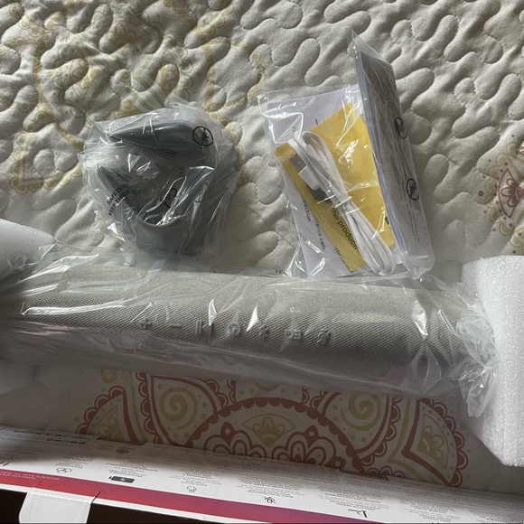 Ion Meeting Mate Bluetooth Speaker - Picture 2 of 2